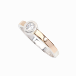 серебряное кольцо с цирконом  57204932